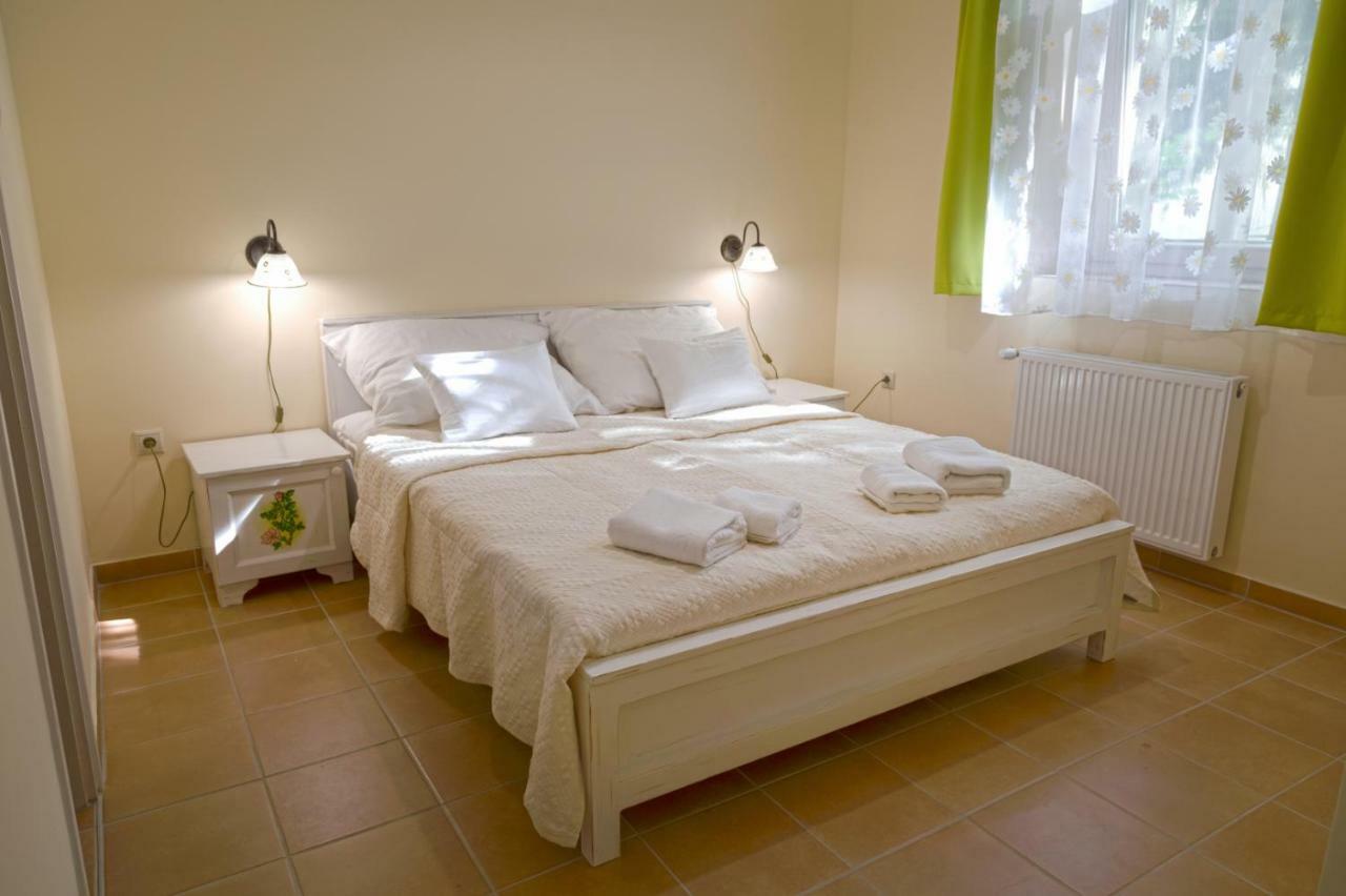 Balzsam apartmanház Harkány Exterior foto