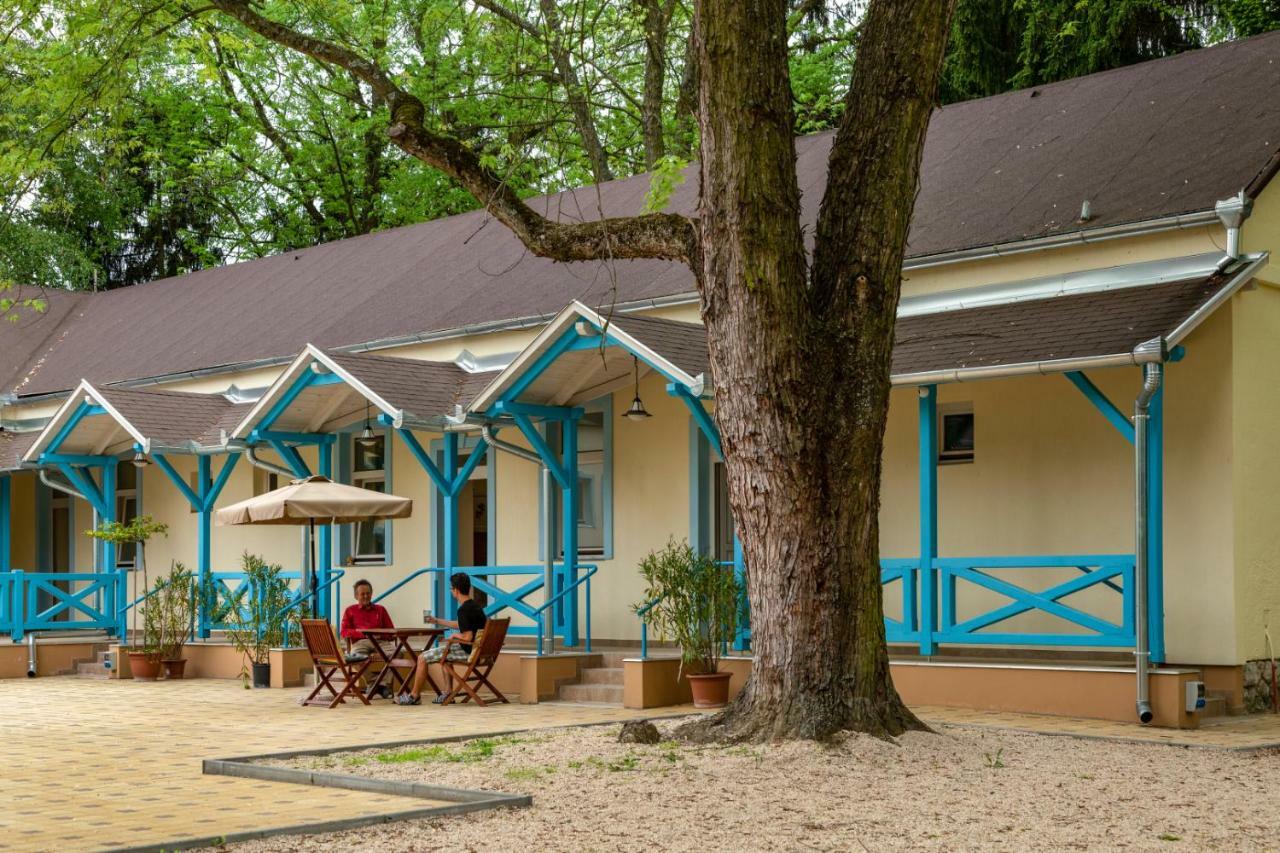 Balzsam apartmanház Harkány Exterior foto