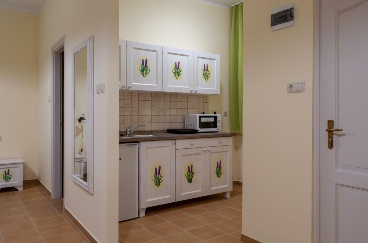 Balzsam apartmanház Harkány Exterior foto